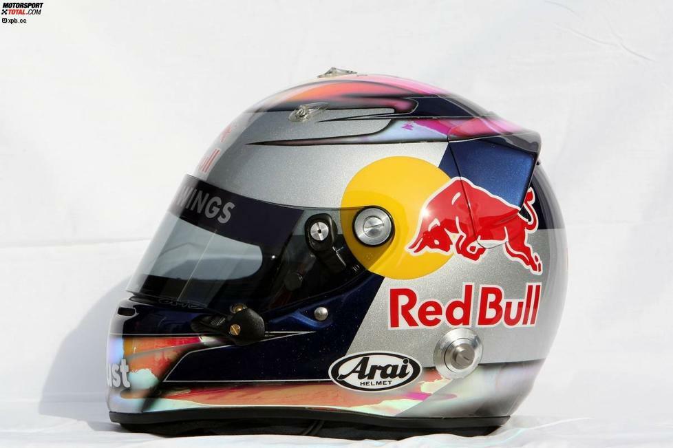 Helm von Sebastian Vettel (Red Bull) 