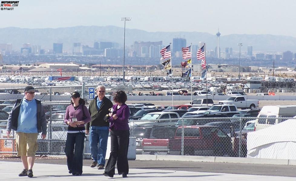 Blick vom Speedway auf Las Vegas