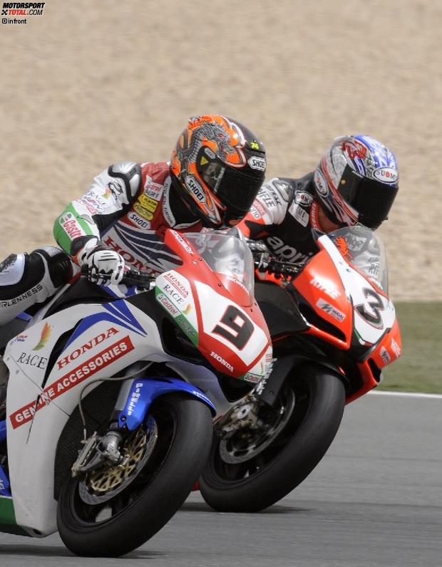 Ryuichi Kiyonari (Honda) und Max Biaggi (Aprilia)