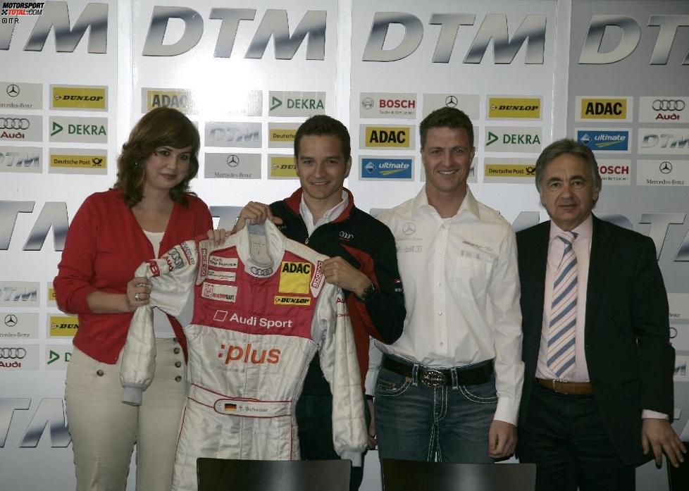 Christina Begale (Sportagentur Düsseldorf), Timo Scheider (Audi), Ralf Schumacher (Mercedes-Benz) und Jürgen Pippig (ITR-Vorstand) 