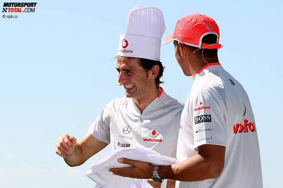 Pedro de la Rosa und Lewis Hamilton (McLaren-Mercedes) 