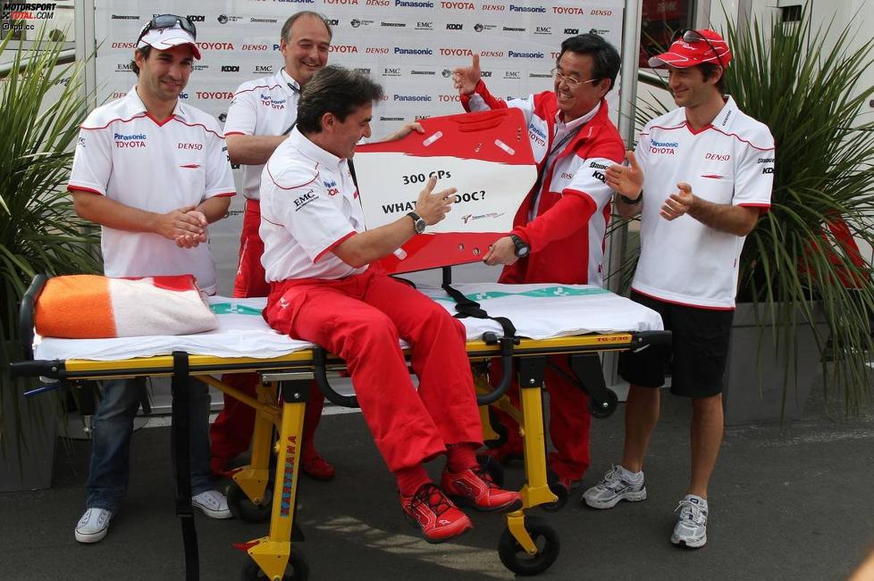 Jarno Trulli Timo Glock John Howett (Teampräsident) (Toyota) 