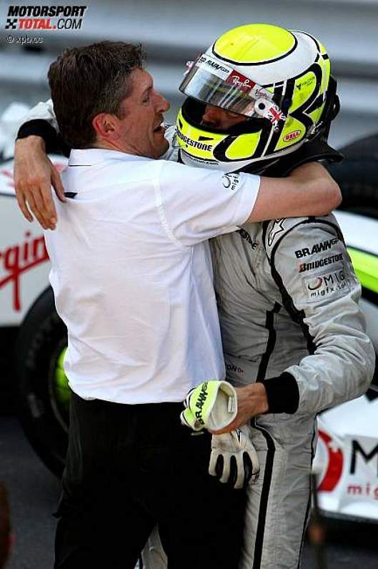Nick Fry (Geschäftsführer) und Jenson Button (Brawn) 