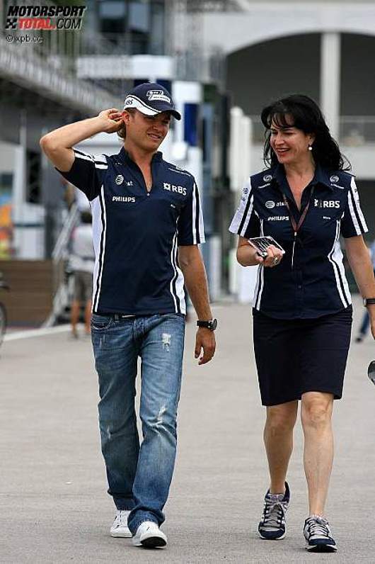 Nico Rosberg (Williams) und PR-Dame Sylvia Hoffer