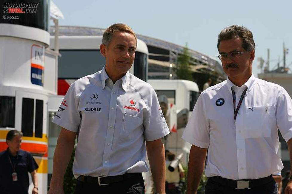 Martin Whitmarsh (Teamchef) (McLaren-Mercedes) und Mario Theissen (BMW Motorsport Direktor) (BMW Sauber F1 Team) 