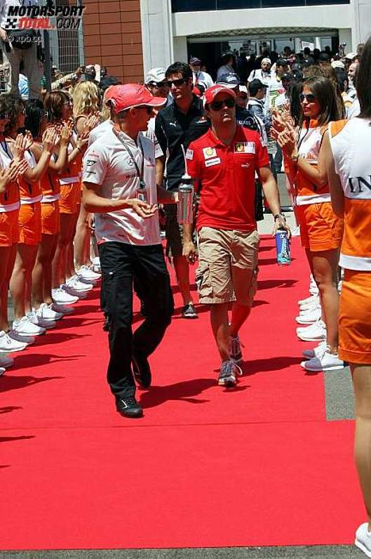 Heikki Kovalainen (McLaren-Mercedes) und Felipe Massa (Ferrari) 