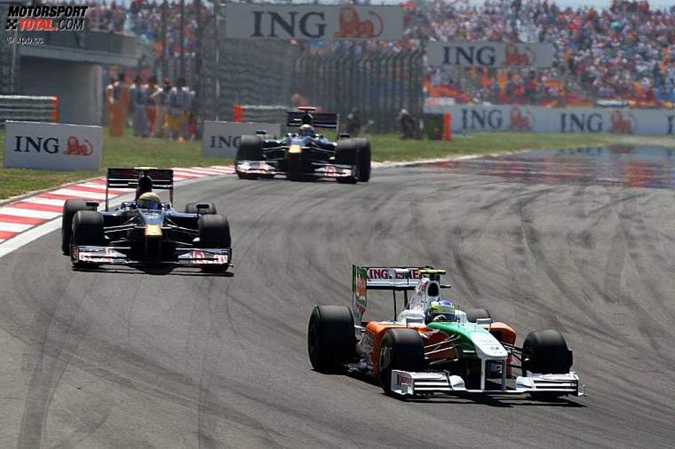 Giancarlo Fisichella (Force India) vor Sébastien Buemi (Toro Rosso) 