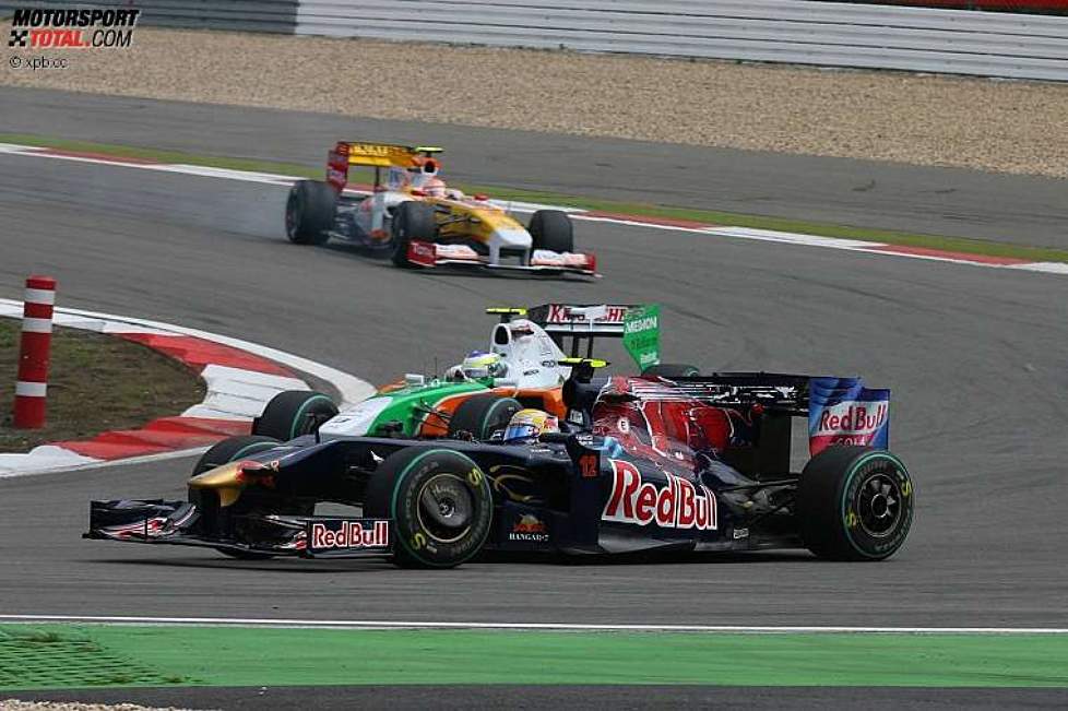 Sébastien Buemi (Toro Rosso) und Giancarlo Fisichella (Force India) 