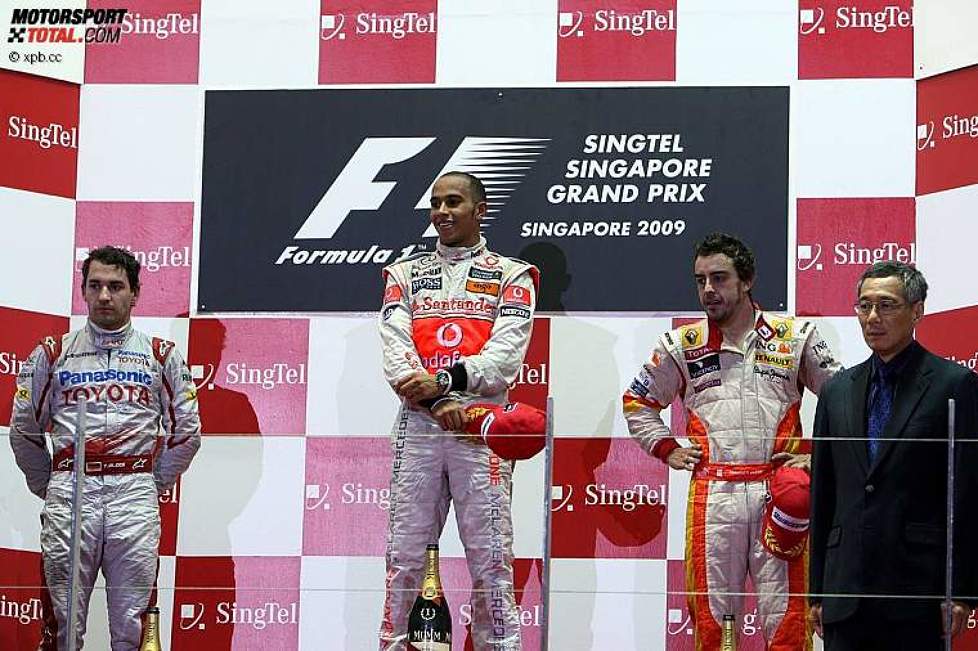 Timo Glock (Toyota), Lewis Hamilton (McLaren-Mercedes) und Fernando Alonso (Renault)