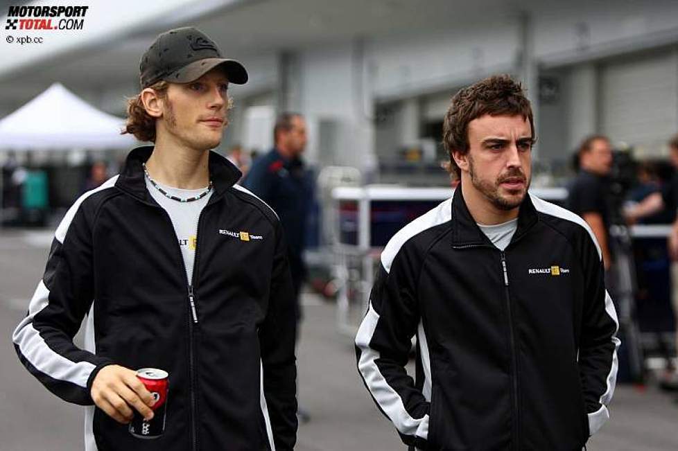 Romain Grosjean und Fernando Alonso (Renault) 