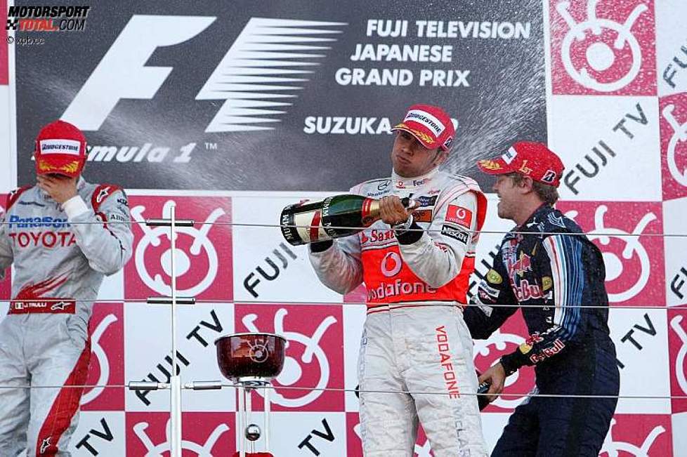 Jarno Trulli (Toyota), Sebastian Vettel (Red Bull) und Lewis Hamilton (McLaren-Mercedes)