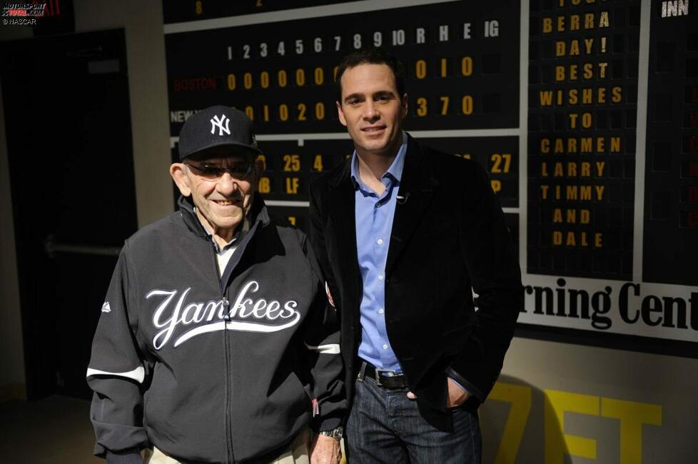 Jimmie Johnson (Hendrick) und Baseball-Legende Yogi Berra