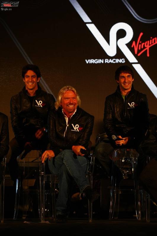 Richard Branson mit seinen beiden Fahrern