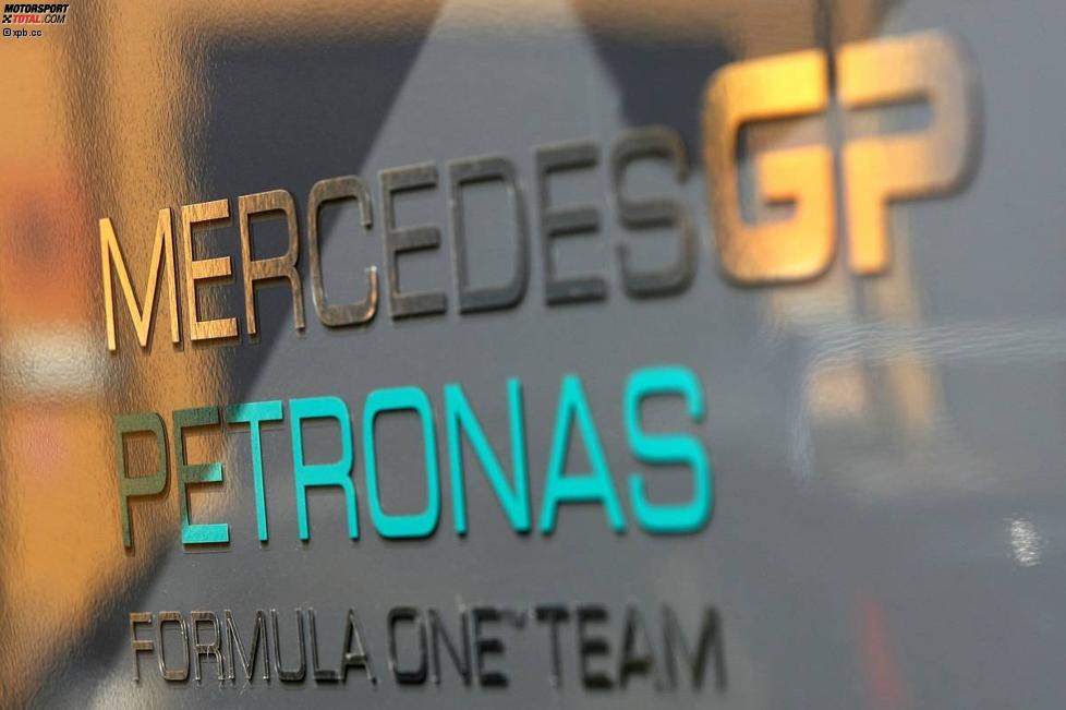 Der Schriftzug des neuen Mercedes-Teams