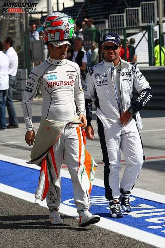 Vitantonio Liuzzi (Force India) und Rubens Barrichello (Williams) 