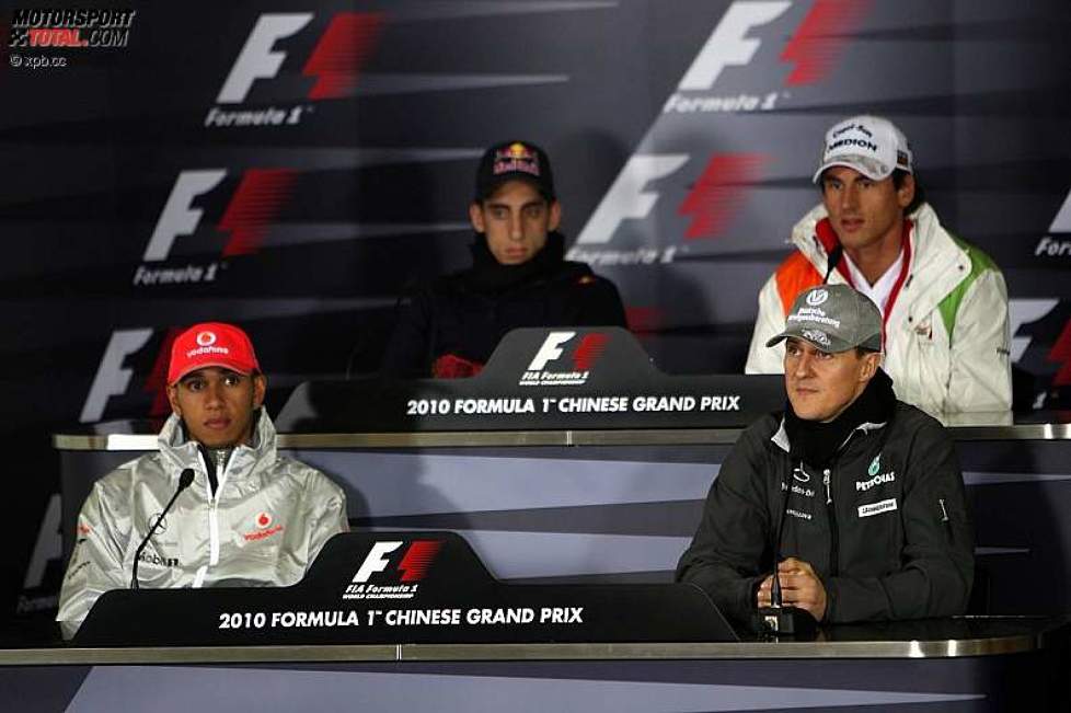Oben: Sébastien Buemi (Toro Rosso) und Adrian Sutil (Force India); unten: Lewis Hamilton (McLaren) und Michael Schumacher (Mercedes) 
