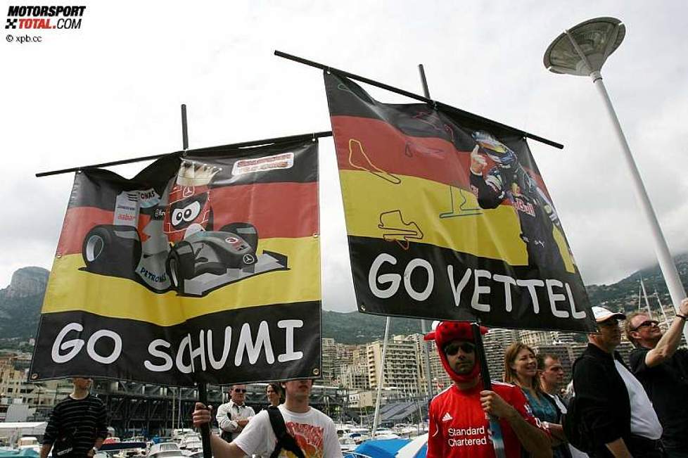Fans von Michael Schumacher (Mercedes) und Sebastian Vettel (Red Bull) 