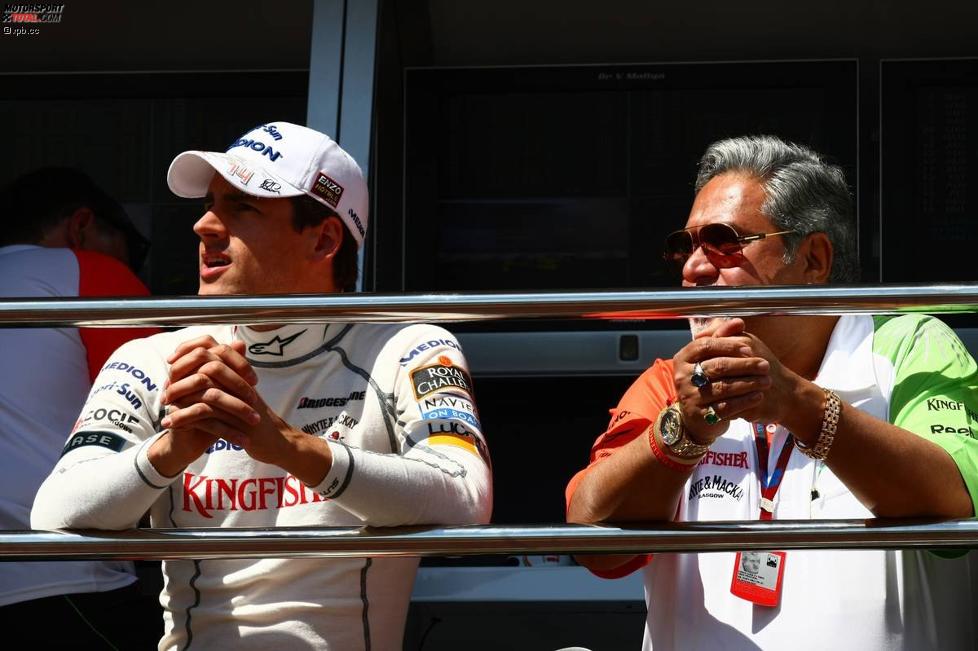 Adrian Sutil (Force India) mit Vijay Mallya (Teameigentümer) 