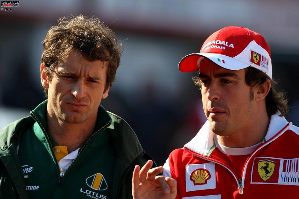 Jarno Trulli (Lotus) und Fernando Alonso (Ferrari) 