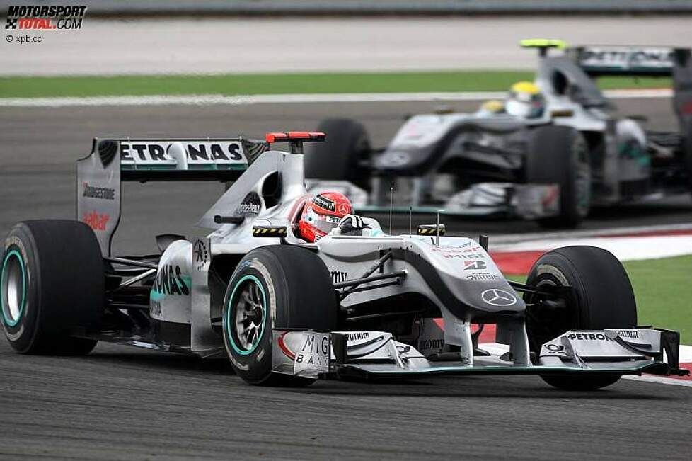 Michael Schumacher (Mercedes) Nico Rosberg (Mercedes) 