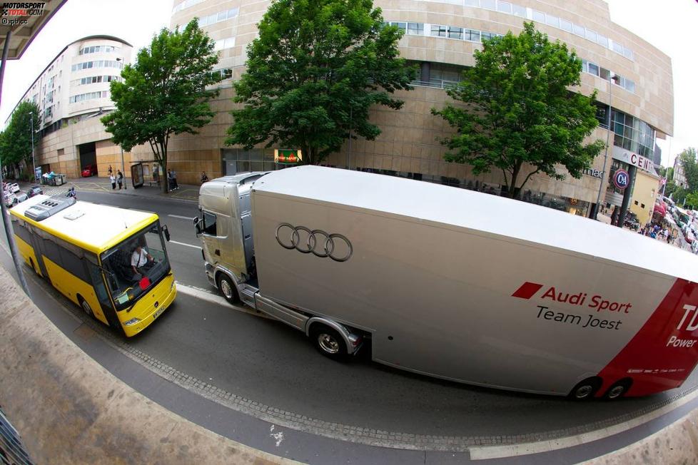 Der Audi-Truck bahnt sich seinen Weg
