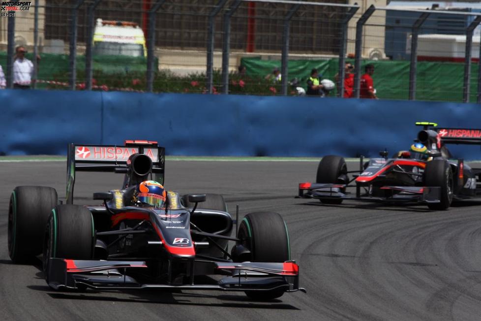 Karun Chandhok (HRT) und Bruno Senna (HRT) 