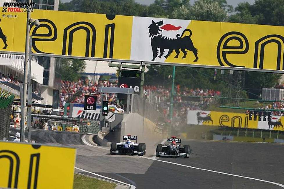 Rubens Barrichello (Williams) und Michael Schumacher (Mercedes) 
