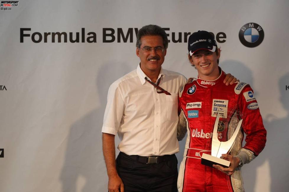 Mario Theissen (BMW Motorsport Direktor) und Timmy Hansen 