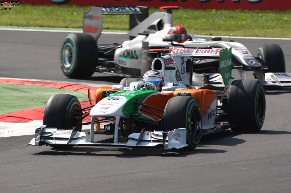 Adrian Sutil (Force India) und Michael Schumacher (Mercedes) 