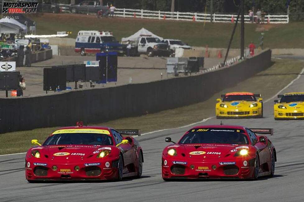 Die Ferraris im Parallelflug