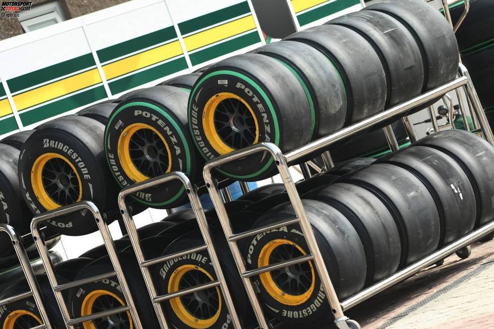 Bridgestone-Reifen bei Lotus