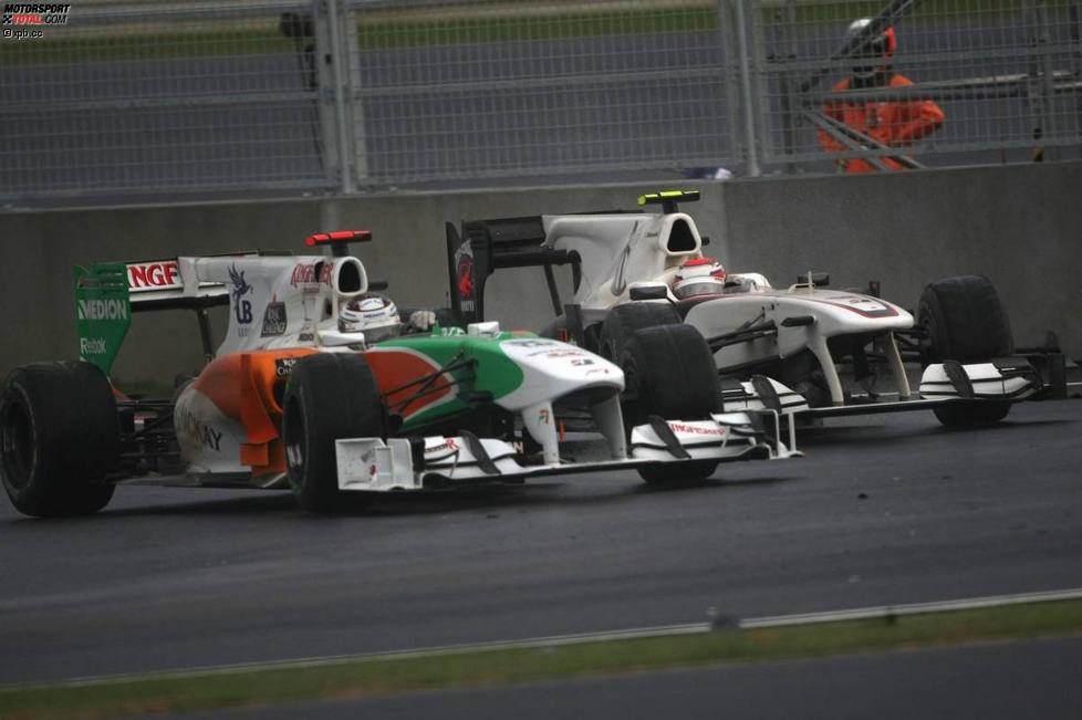 Adrian Sutil (Force India) und Kamui Kobayashi (Sauber) 