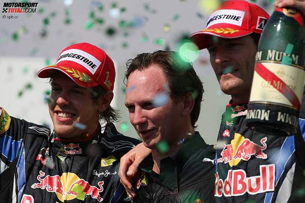 Sebastian Vettel, Christian Horner (Teamchef) und Mark Webber (Red Bull) 