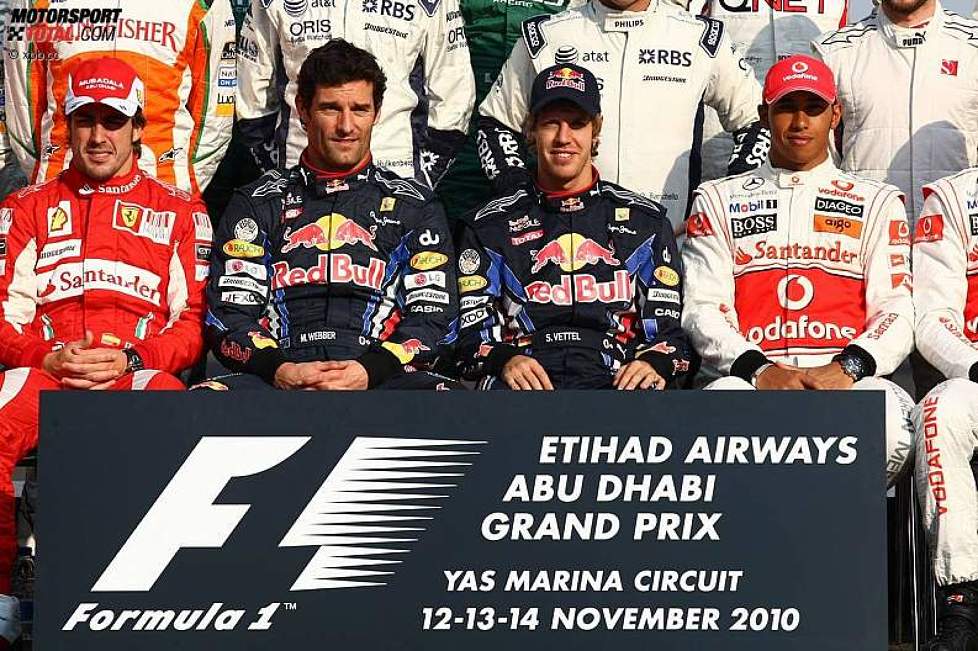 Die Titelkandidaten vor dem Rennen: Fernando Alonso (Ferrari), Mark Webber (Red Bull), Sebastian Vettel (Red Bull) und Lewis Hamilton (McLaren) 