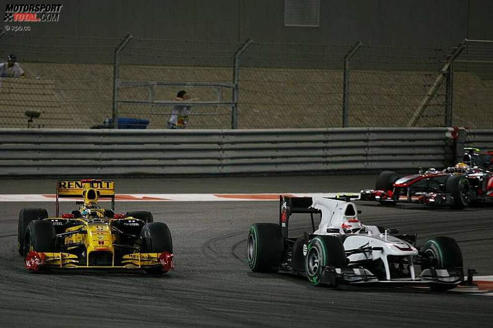 Kamui Kobayashi (Sauber) und Robert Kubica (Renault) 