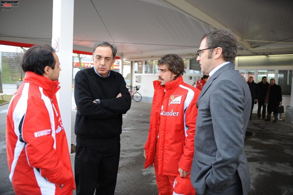 Felipe Massa, Sergio Marchionne, Fernando Alonso und Stefano Domenicali (Teamchef)