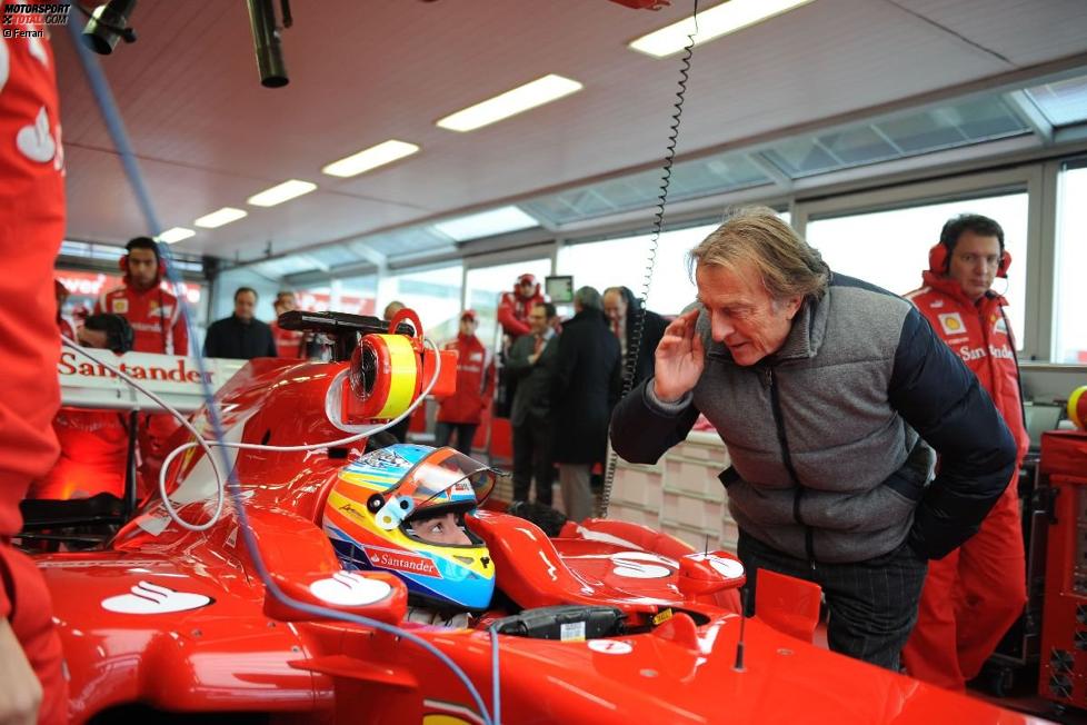 Fernando Alonso beim Shakedown des Ferrari F150 mit letzten Tipps von Luca di Montezemolo (Präsident) 