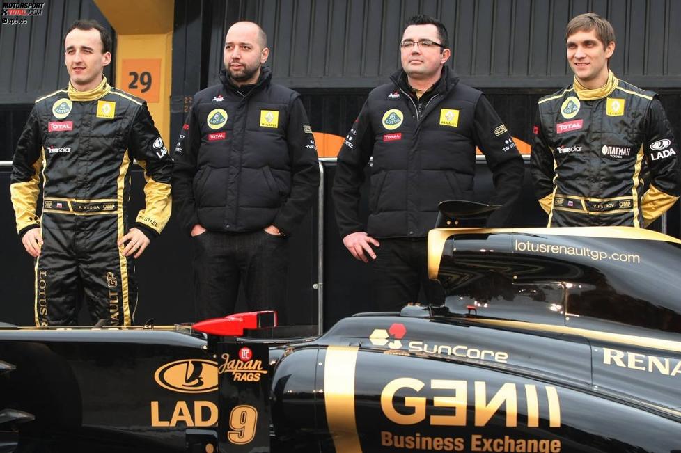Robert Kubica (Renault), Gerard Lopez, Teamchef Eric Boullier und Witali Petrow (Renault) 