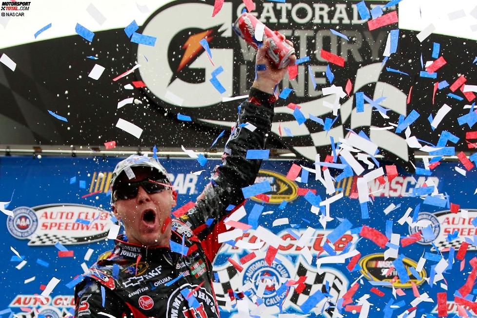 Kevin Harvick (Childress) feiert in der Victory Lane