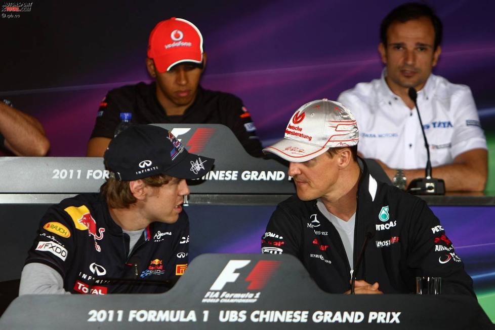 Sebastian Vettel (Red Bull) Michael Schumacher (Mercedes) 