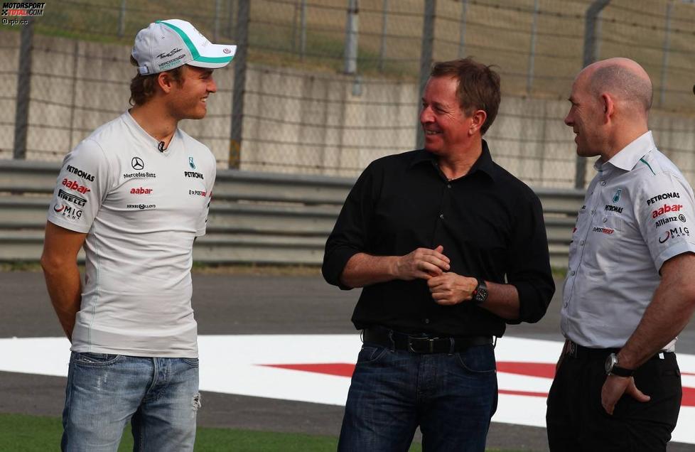 Nico Rosberg (Mercedes) mit Martin Brundle und Jock Clear
