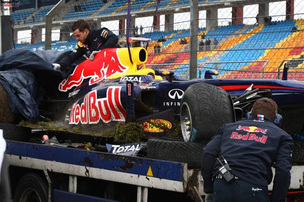 Das Auto von Sebastian Vettel (Red Bull) nach dem Abflug