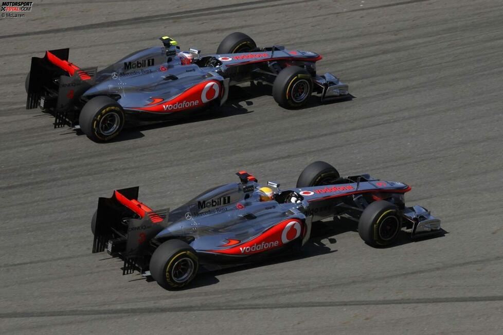 Lewis Hamilton und Jenson Button (McLaren) 