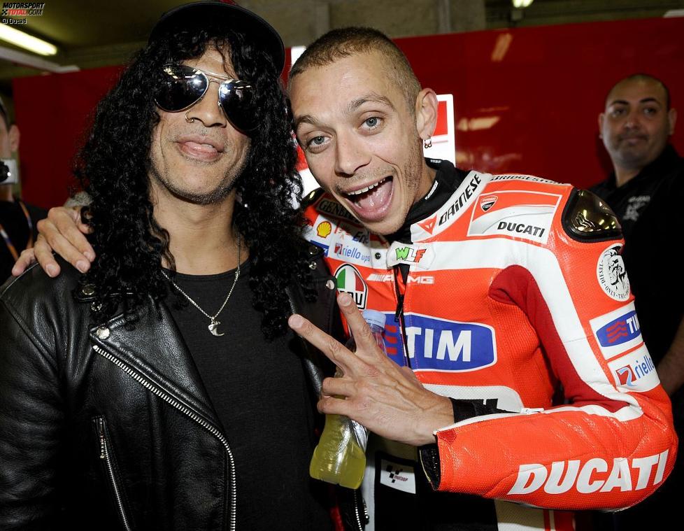 Valentino Rossi (Ducati) und der Rockmusiker Slash
