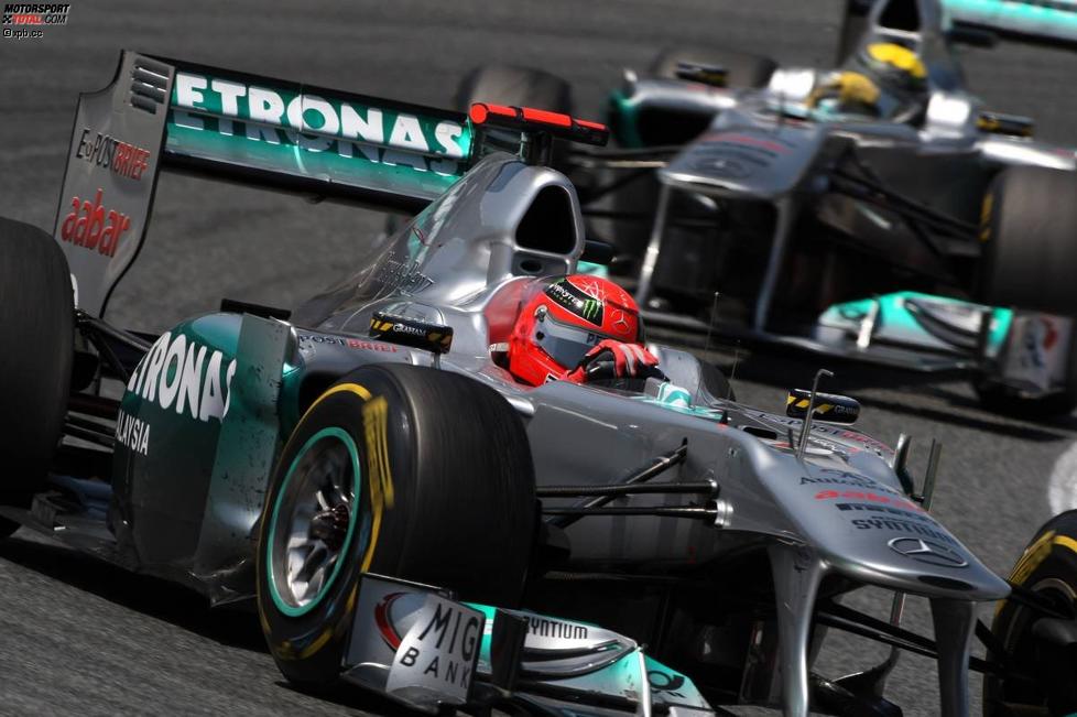 Michael Schumacher (Mercedes) vor Nico Rosberg (Mercedes) 