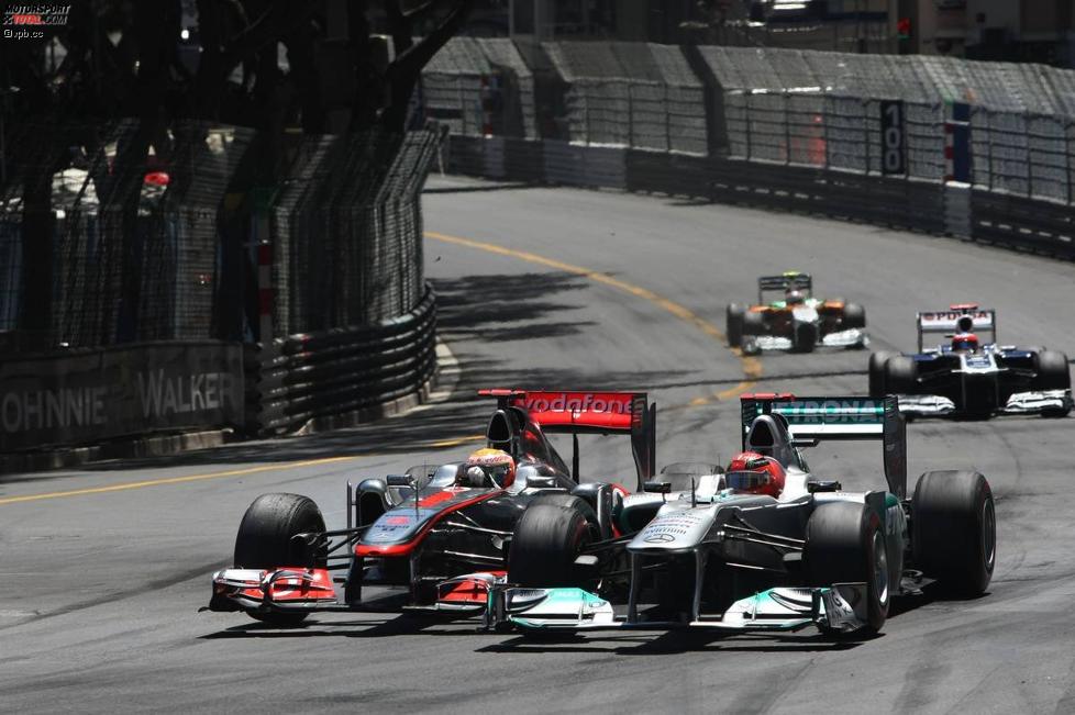 Lewis Hamilton (McLaren) und Michael Schumacher (Mercedes) 