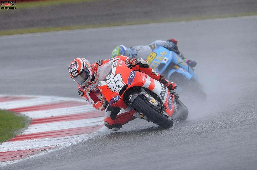 Alvaro Bautista (Suzuki) Nicky Hayden (Ducati) 