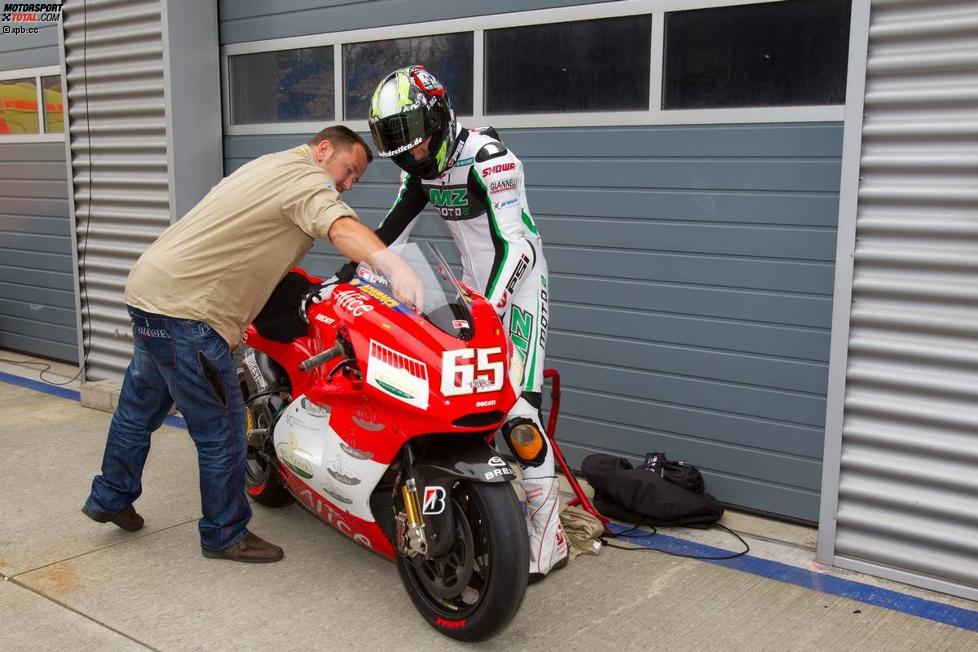 Max Neukirchner furh die MotoGP-Ducati von Loris Capirossi aus der Saison 2006