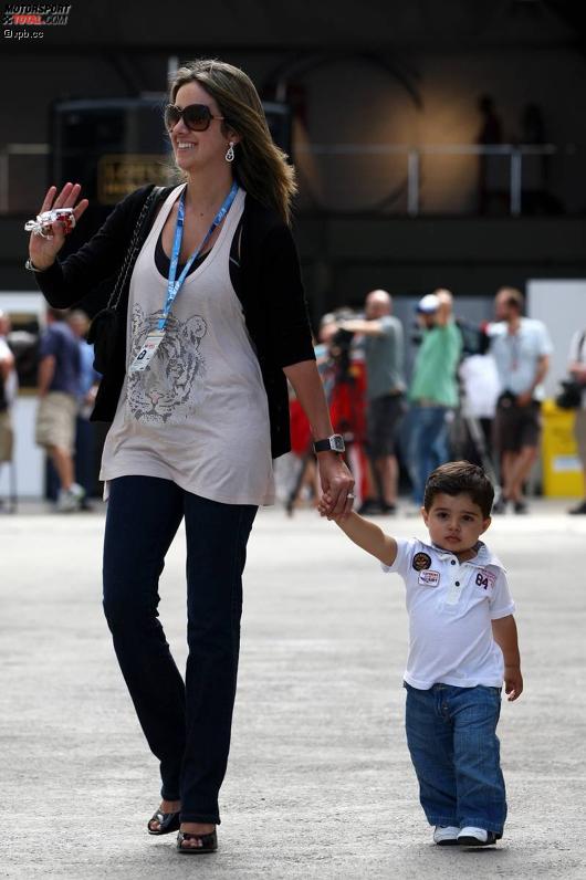 Rafela Bassi, Frau von Felipe Massa (Ferrari), mit Sohn Felipinho