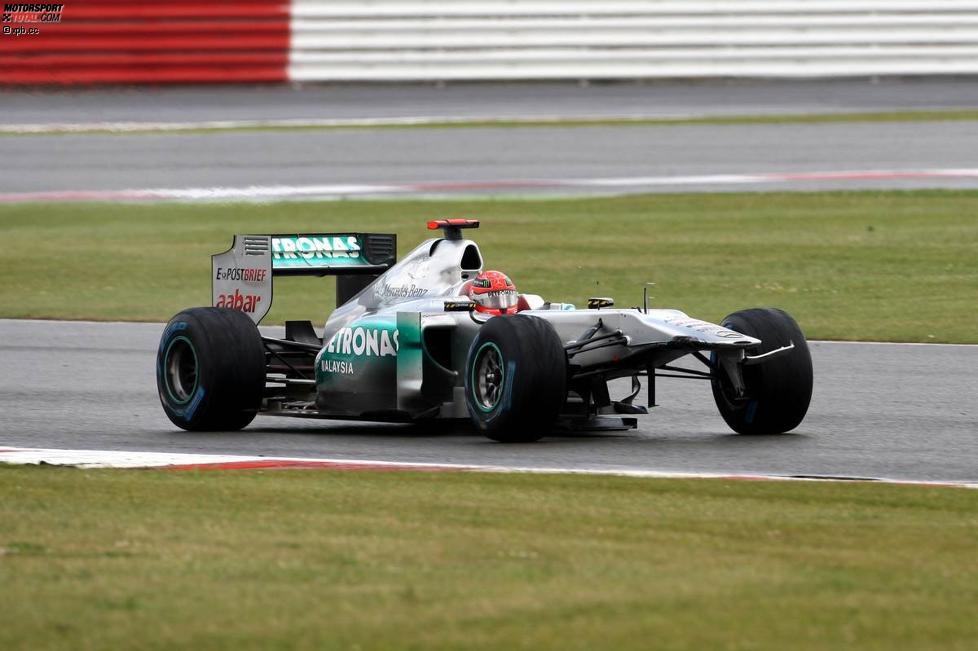 Michael Schumacher (Mercedes) nach der Kollision mit Kamui Kobayashi (Sauber)